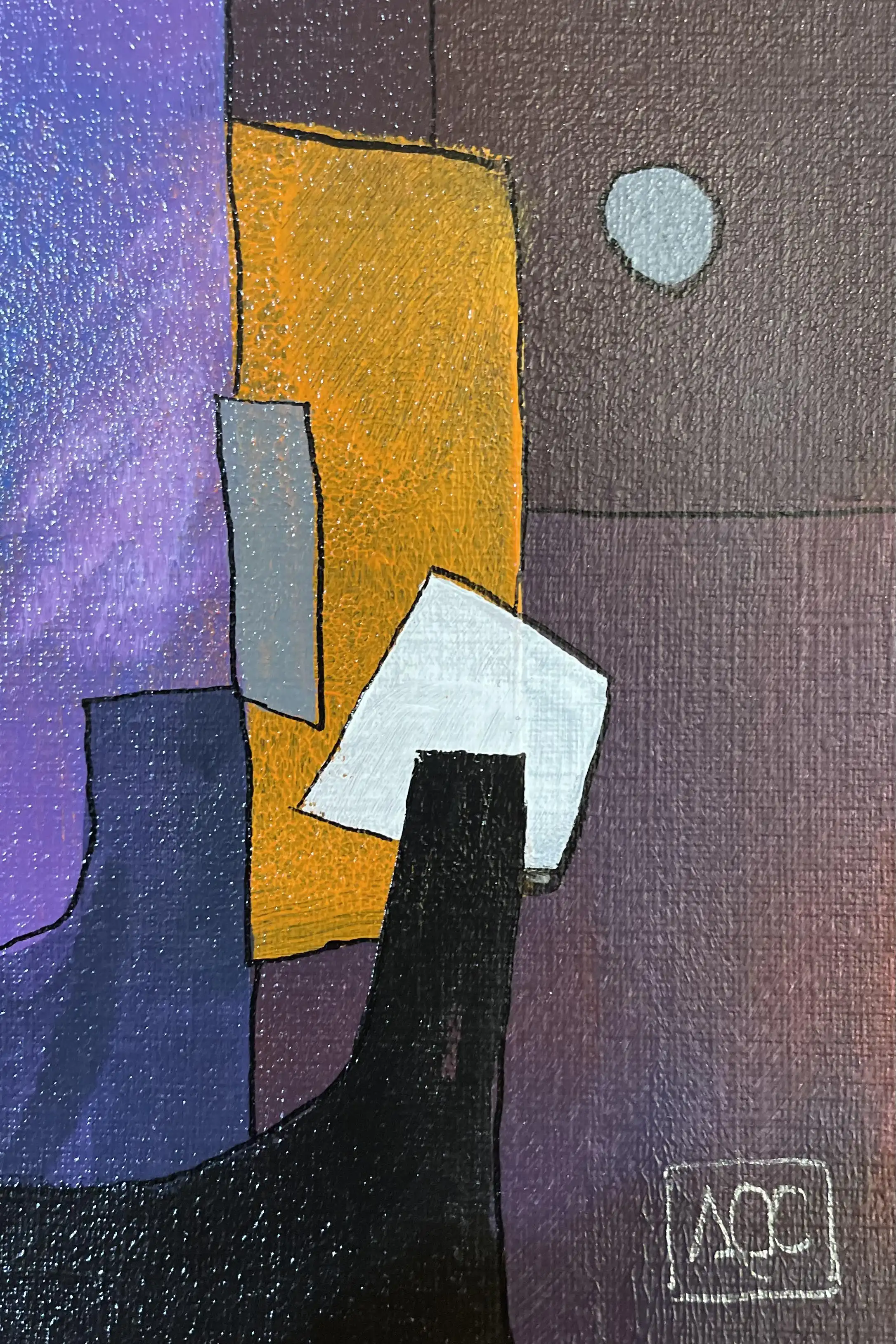 Peinture acrylique abstraite avec des formes géométriques en rouge, violet, orange, et noir arrangées dans des relations harmoniques