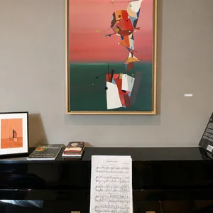 L'Évasion - Un Vol vers l'Espoir — Scène 50×70 · piano · PP #1