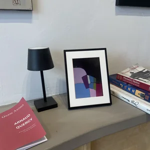 17 rue de la Banque - Paris 2, 02h40 — table & lampe · PP #1