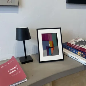 60 rue La Fontaine — Hôtel Mezzara - Paris 16, 16h20 — table & lampe · PP #1