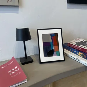 Rue de la Montagne-Sainte-Geneviève - Paris 5, 08h40 — table & lampe · PP #1