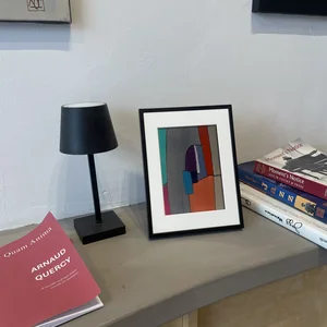 Square du Temple - Paris 3, 06h00 — table & lampe · PP #1